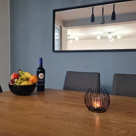 Spacious Two Bedroom Flat In The Heart Of アパート *